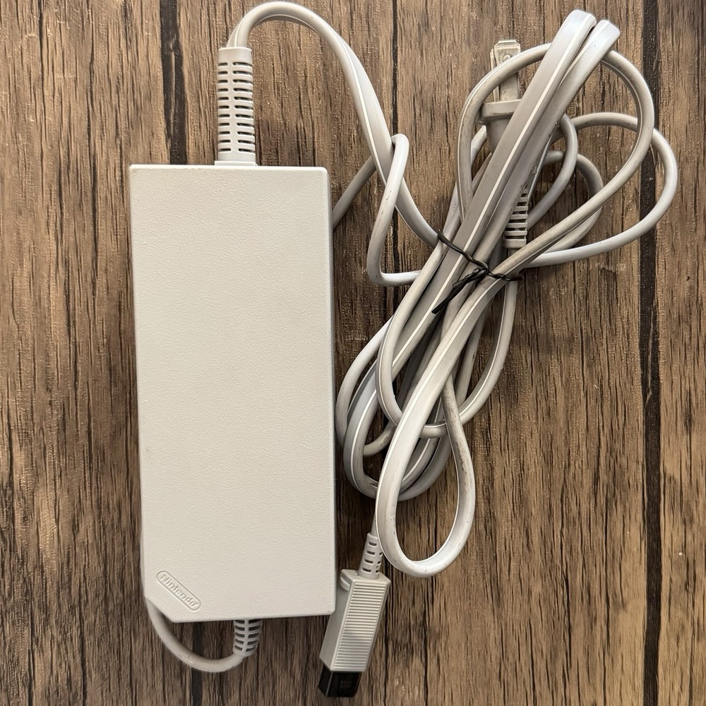 Authentic Nintendo Wii OEM Power Supply AC Adapter Cord RVL-002 USA -Tested-